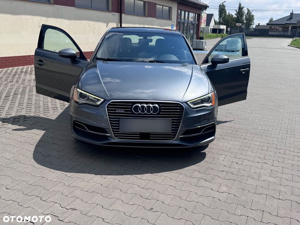 Audi A3 Sportback 1.4 TFSI E-tron Ambition e-S tronic - 2