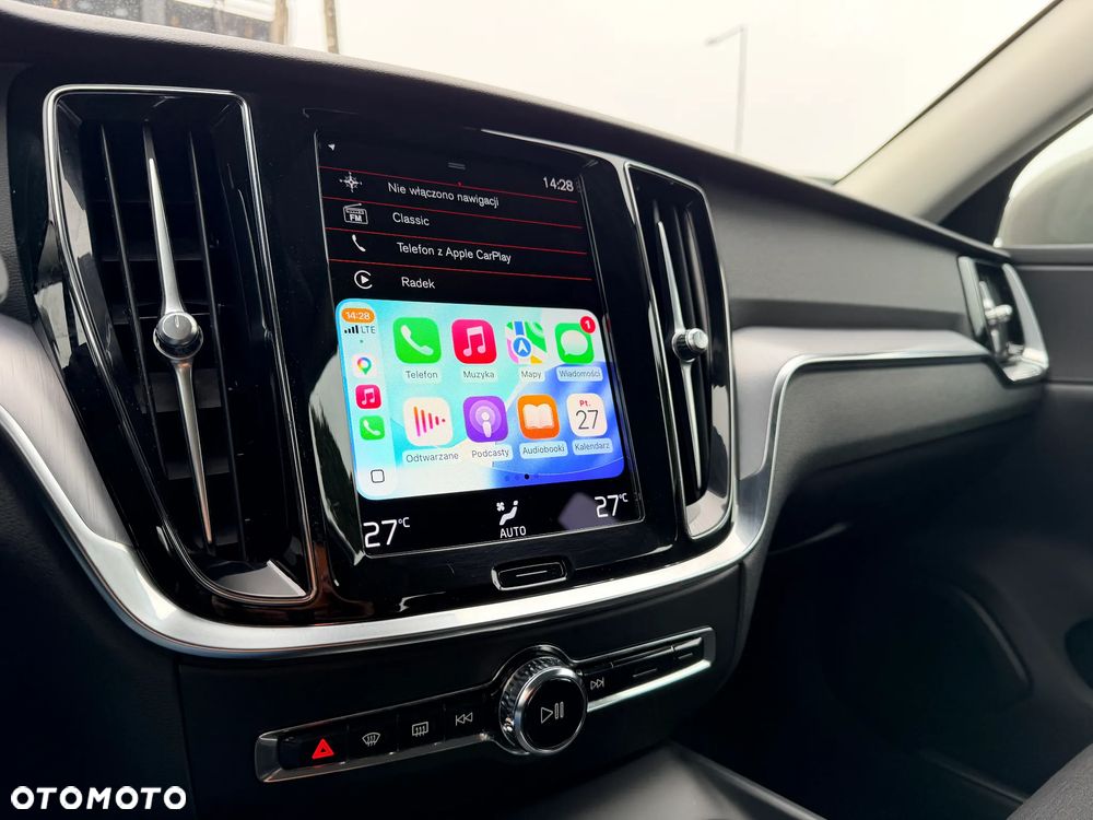 Volvo V60 B3 B Momentum Core - 28