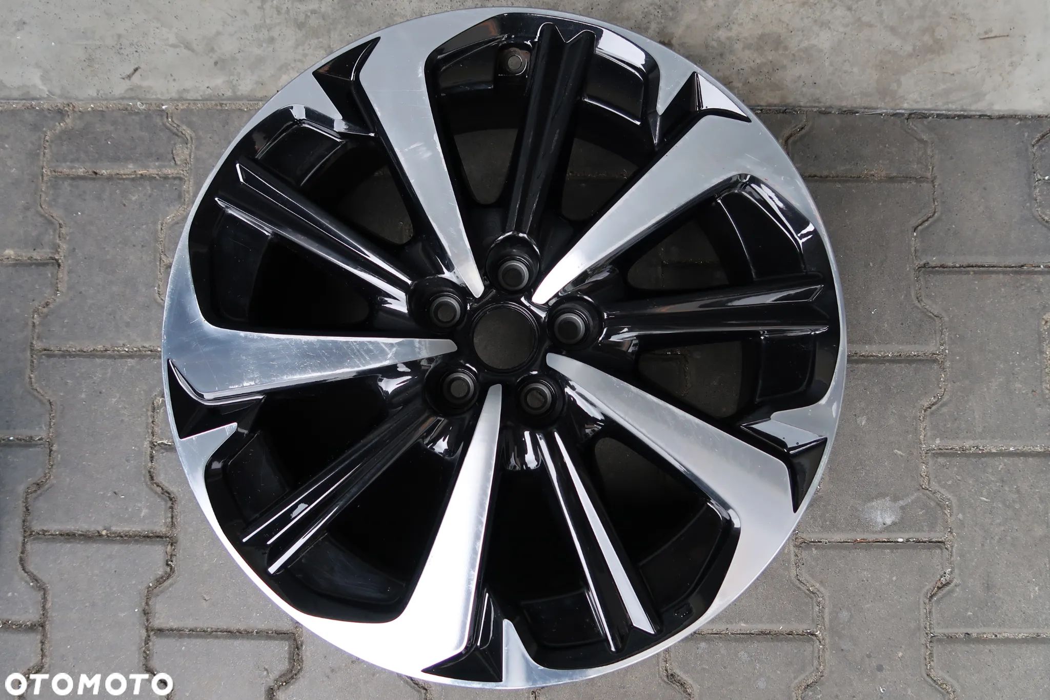 C56 FELGA MAZDA  7,5X20ET45 996177500KH - 1
