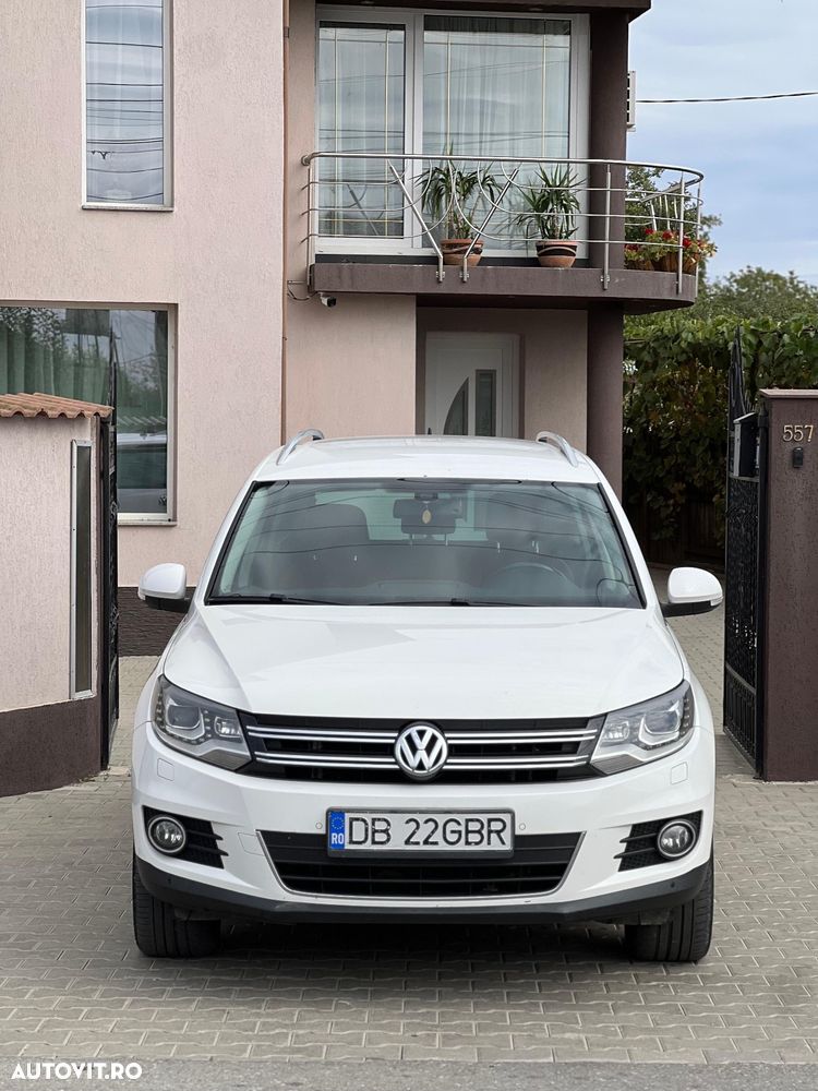 Volkswagen Tiguan 2.0 TDI 4Motion DSG Sport & Style - 3
