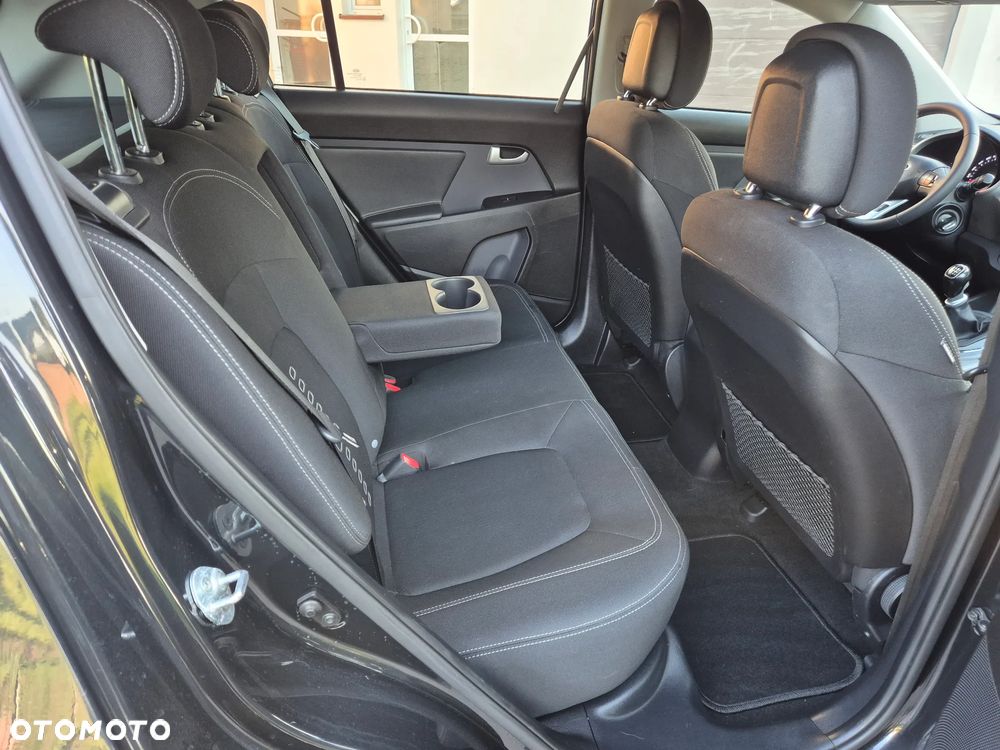 Kia Sportage 1.6 GDI Business Line M 2WD - 23