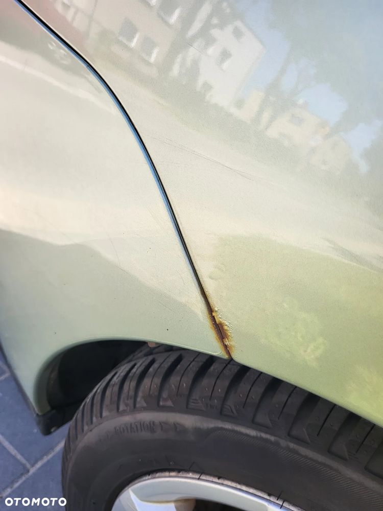 Toyota Prius - 14