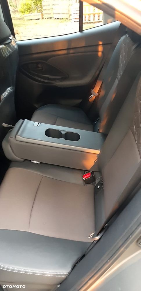 Toyota Yaris Cross Hybrid 1.5 Executive - 9