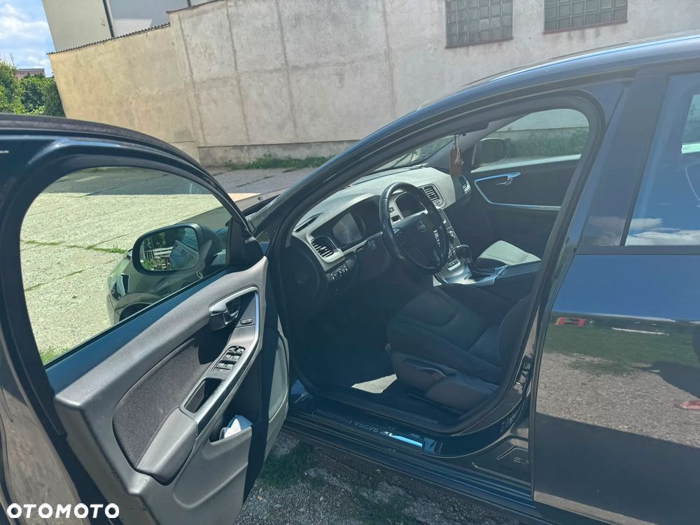 Volvo S60 - 3