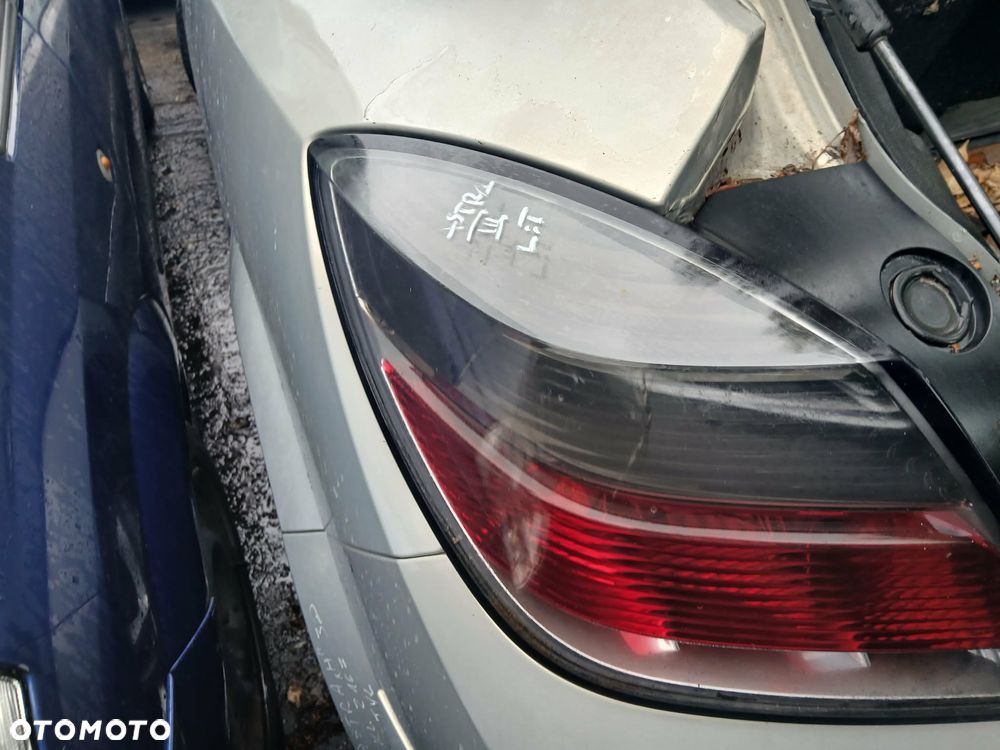 Opel Astra H III 3D lampa tylna lewa, prawa. - 3