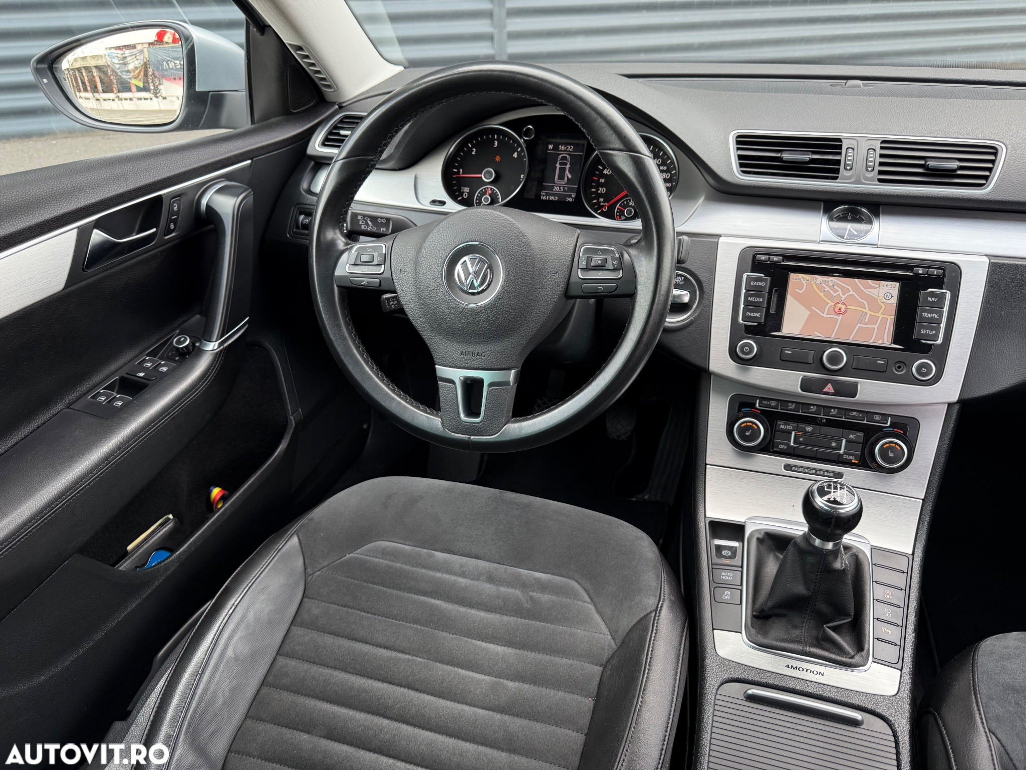 Volkswagen Passat Variant 2.0 TDI 4Motion BlueMotion Technology Business Edition - 14