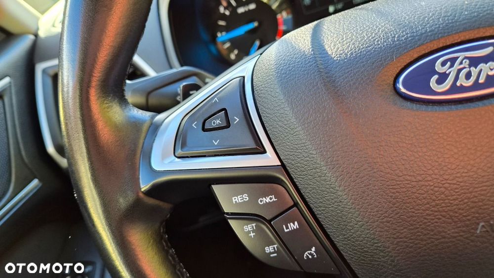 Ford S-Max - 26