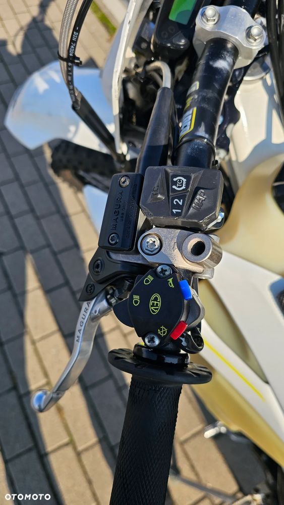 Husqvarna FE - 18