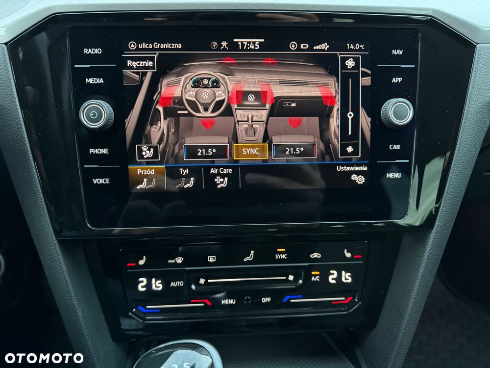 Volkswagen Passat - 16