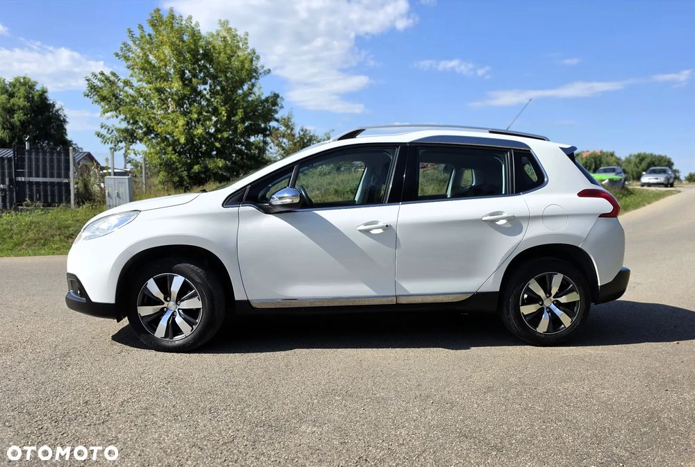 Peugeot 2008 1.6 VTi Allure - 9