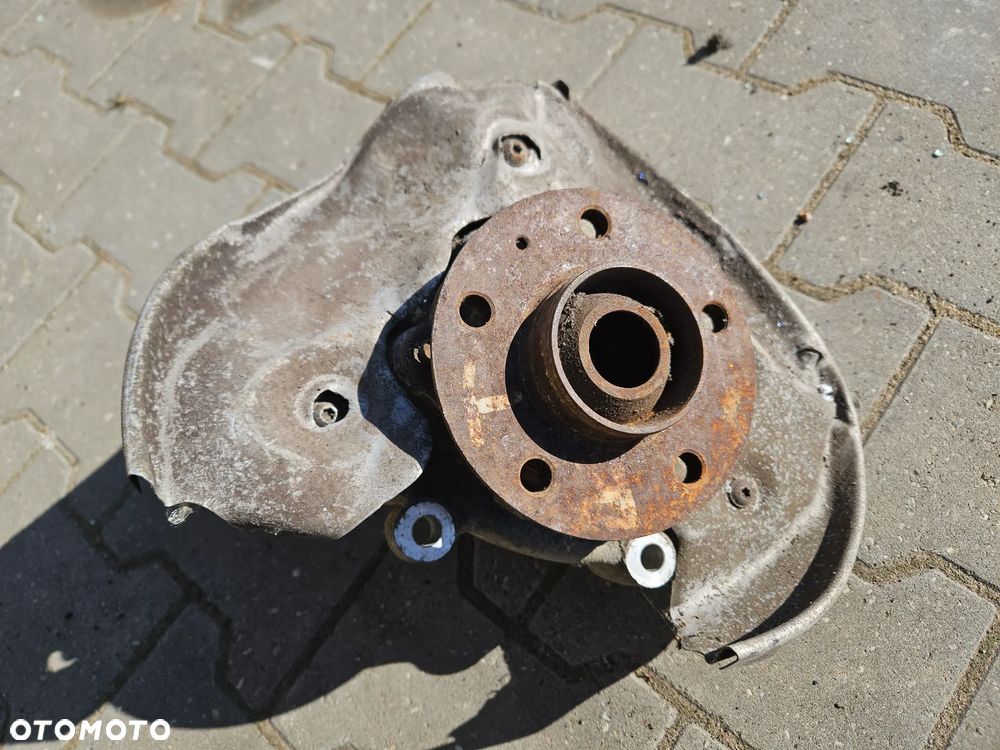 Zwrotnica prawa tył tylna Audi A4 RS4 A5 RS5 2012r 8K0505432AS - 8
