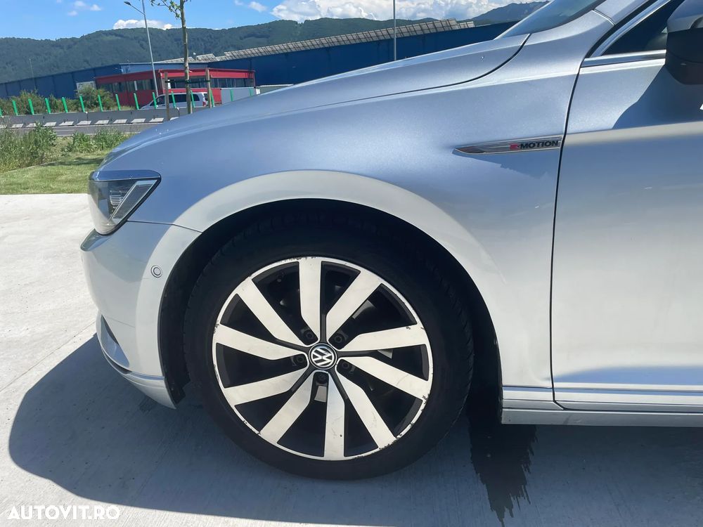 Volkswagen Passat 2.0 TDI SCR (BlueMotion Tech) 4Mot DSG Highline - 9