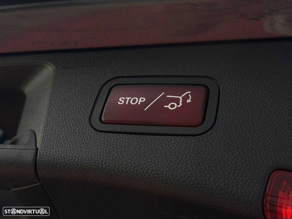 Mercedes-Benz E 300 Bluetec Hybrid Avantgarde - 26