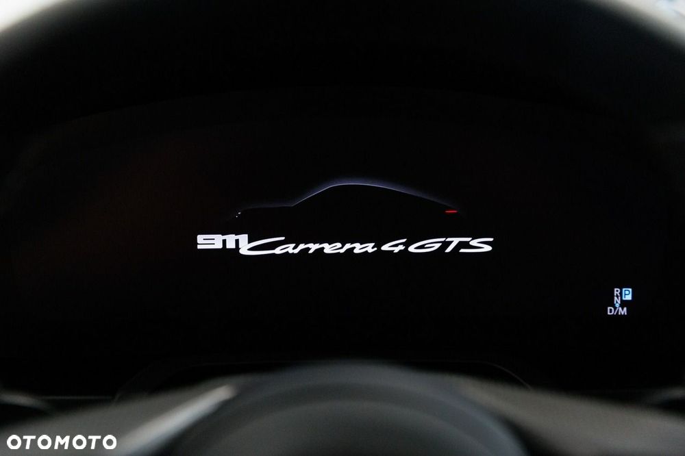 Porsche 911 Carrera 4 GTS PDK - 37