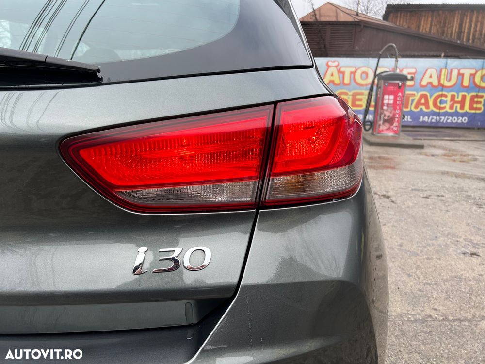 Hyundai i30 1.5 110CP 5DR M/T Comfort - 17