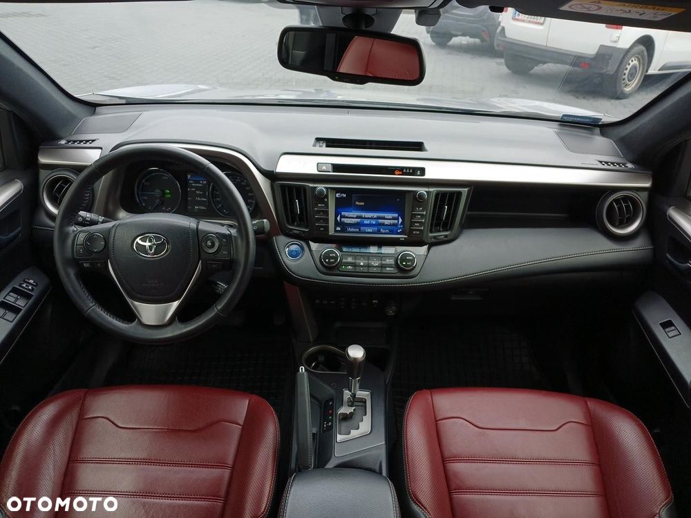 Toyota RAV4 - 10