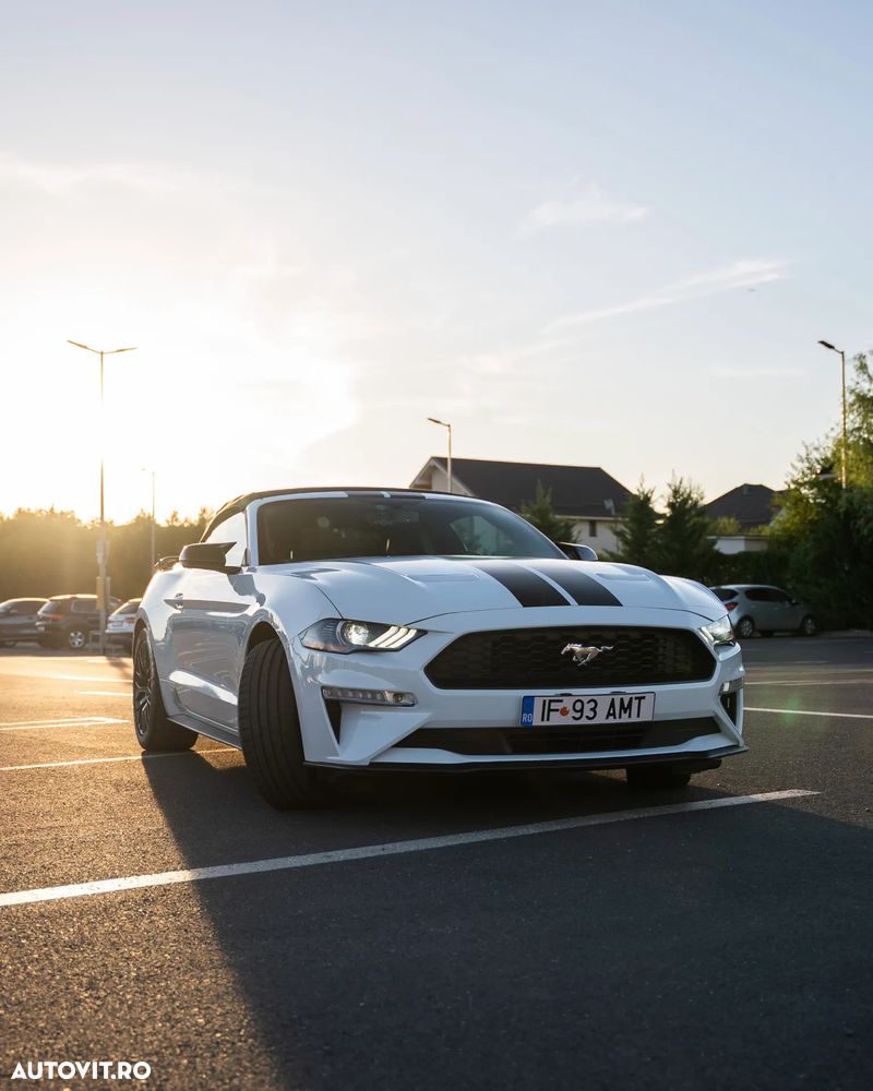 Ford Mustang 2018 photo 2