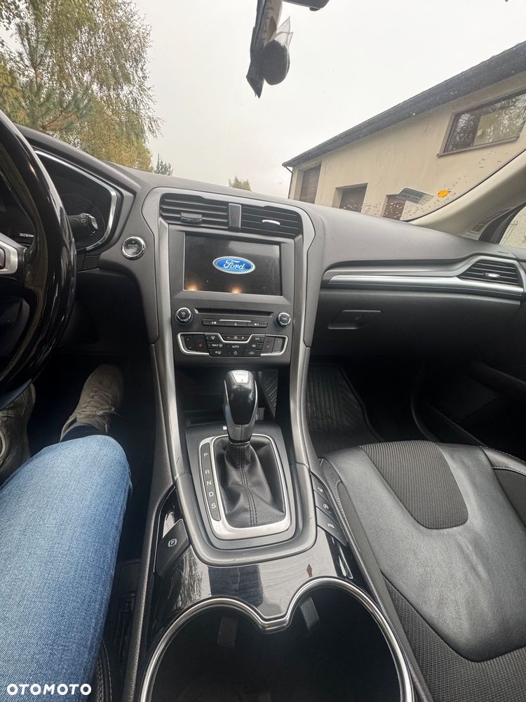 Ford Mondeo - 9