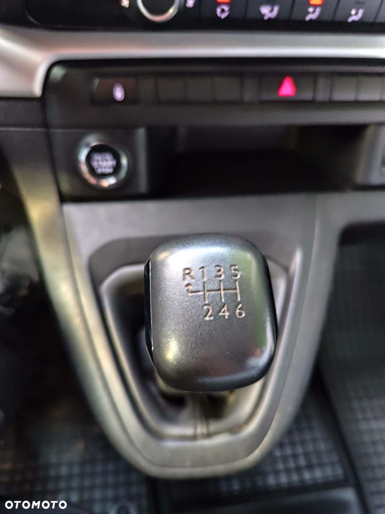 Toyota ProAce 1,5-l-D-4D L1 (9-Si.) Comfort - 37