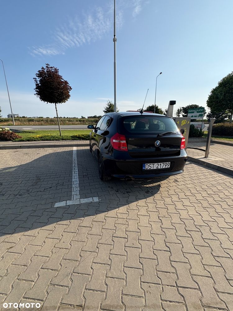 BMW Seria 1 118i - 3