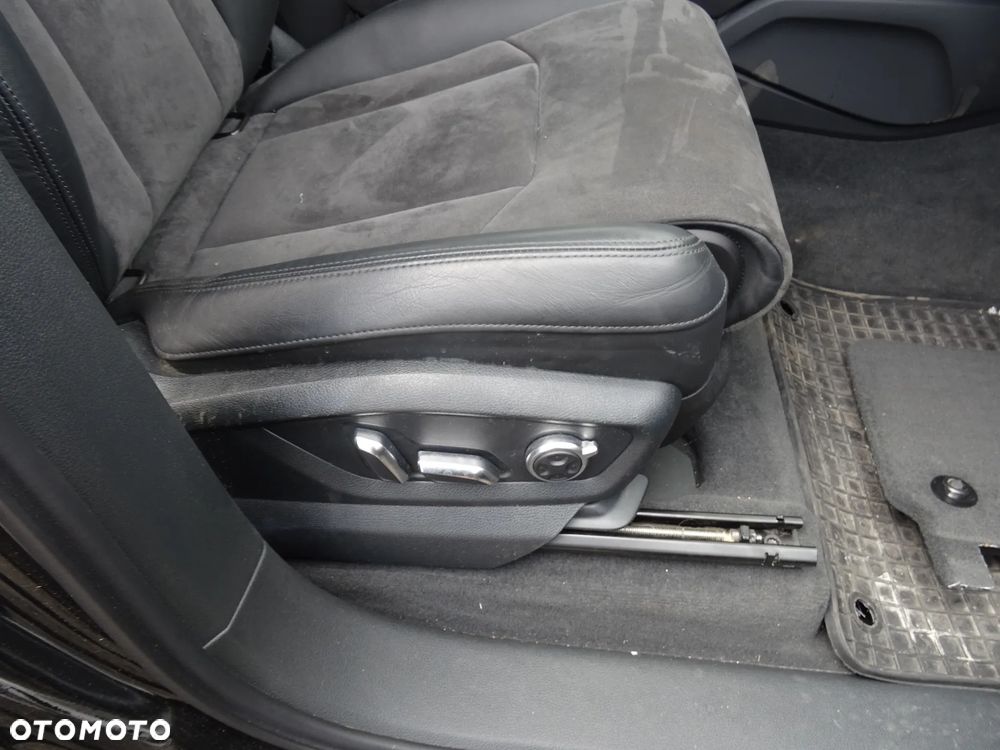Fotele Kanapa Boczki Skora Alkantara 7 osob Audi Q7 4M czesci - 5