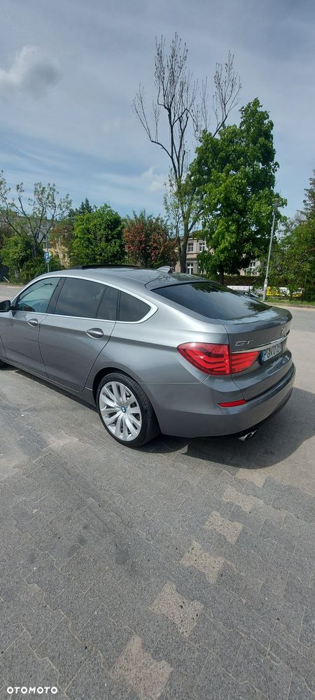 BMW 5GT - 4