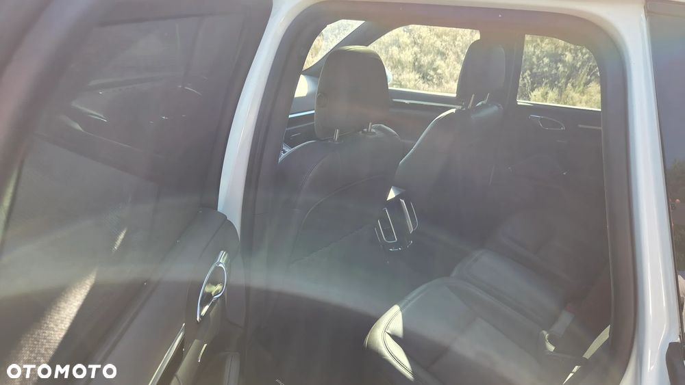 Porsche Cayenne Platinum Edition - 11