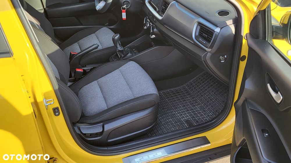 Kia Stonic 1.4 L - 10