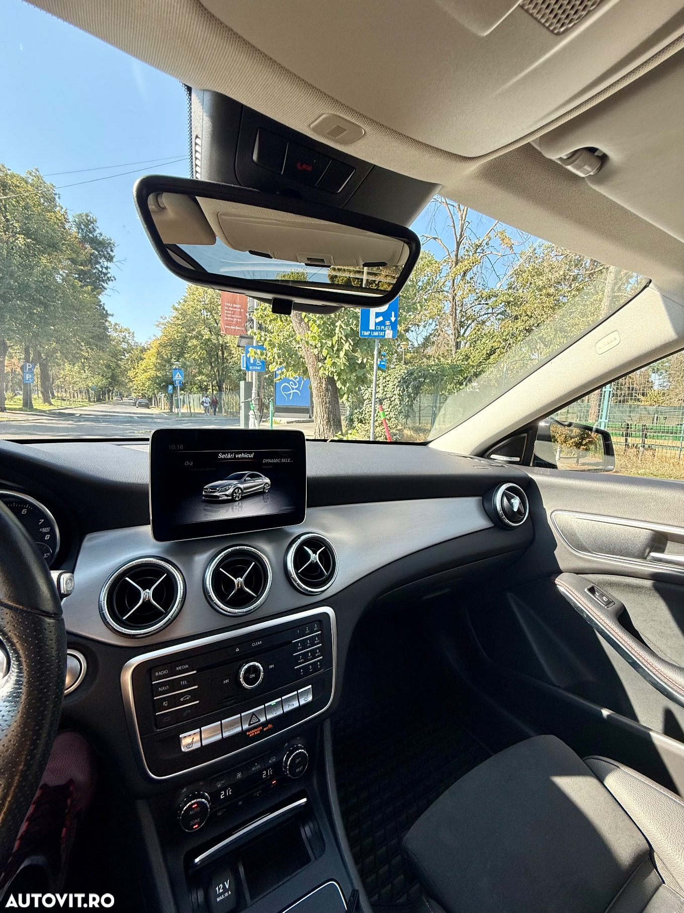 Mercedes-Benz CLA 200 7G-DCT AMG Line - 16