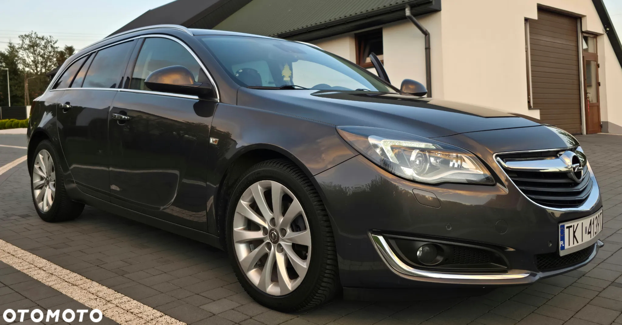 Opel Insignia 1.6 CDTI Sports Tourer ecoFLEXStart/Stop Edition - 2