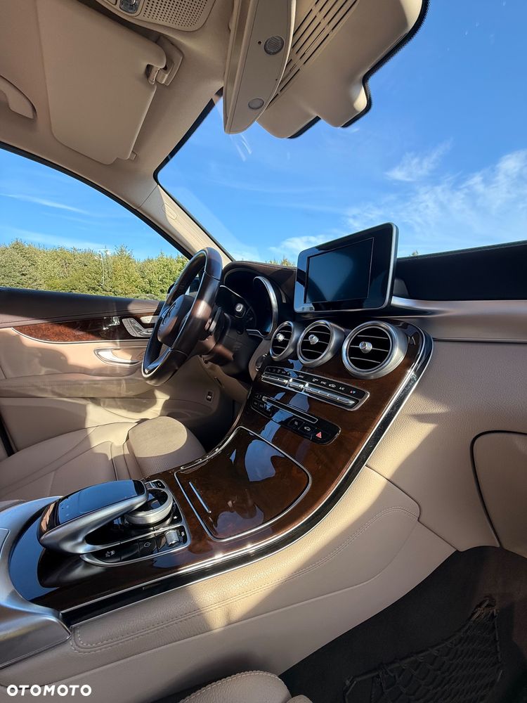 Mercedes-Benz GLC 250 4-Matic - 26