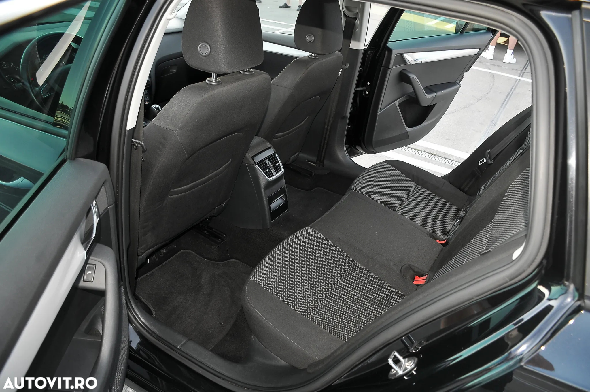 Skoda Octavia 1.2 TSI ELEGANCE - 5