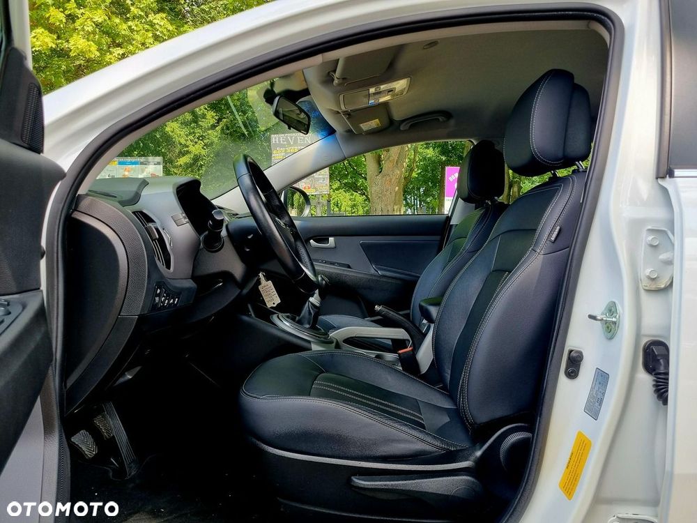 Kia Sportage 1.6 GDI L 2WD - 9