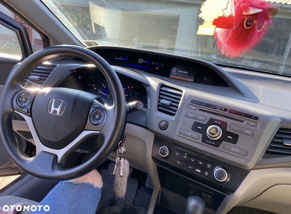 Honda Civic 1.8 Executive - 17