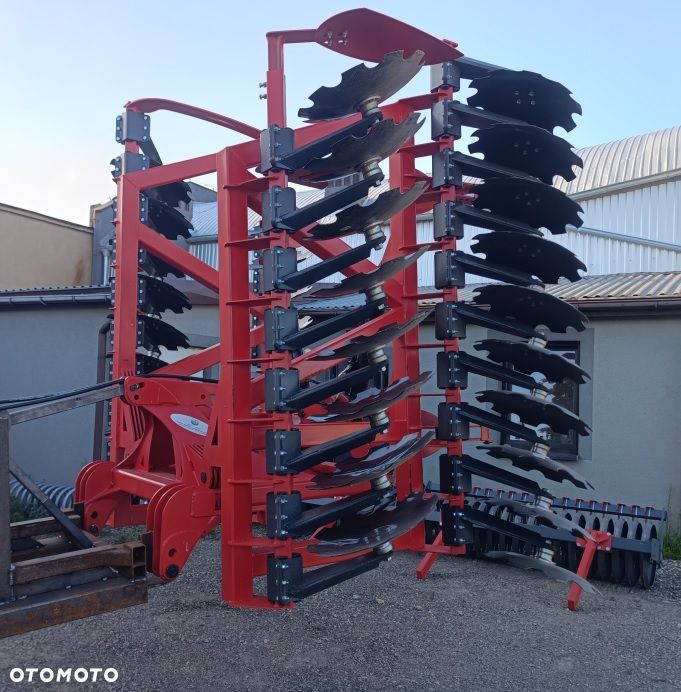 Inny BRONA Talerzowa agregat talerzowy talerzówka szerokości od 2,m 2,5m 3,0m 4.0m 6.0 składana hydraulicznie składana hydraulicznie - 1
