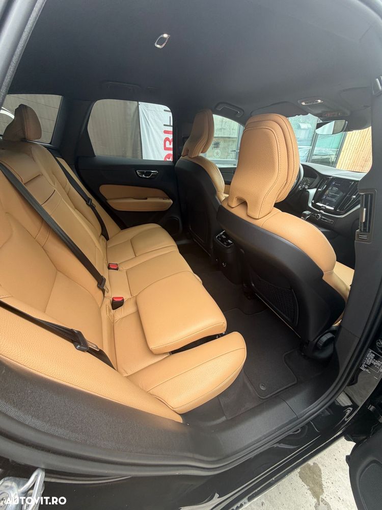 Volvo XC 60 D4 AWD Momentum - 18