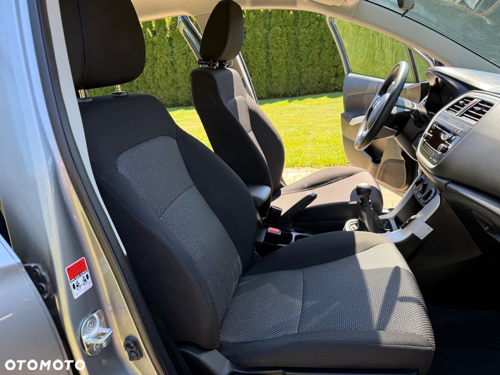 Suzuki SX4 S-Cross 1.6 VVT 4x2 Club - 31