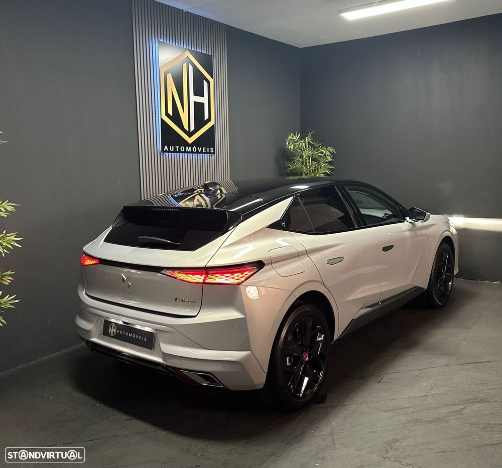 DS DS4 1.2 PureTech Performance Line EAT8 - 4