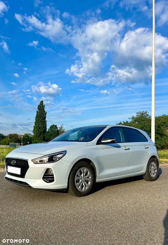 Hyundai i30 1.4 Classic + - 21