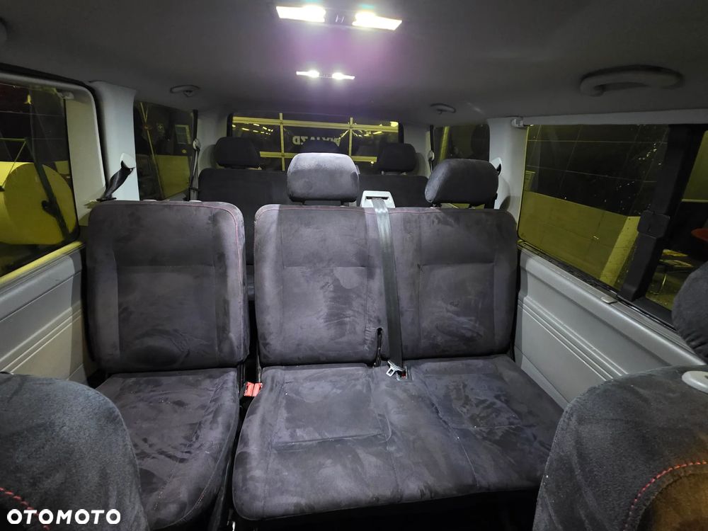 Volkswagen Caravelle L1 4Motion - 11