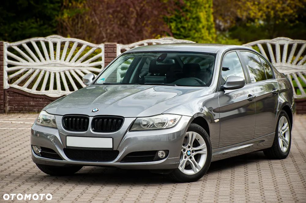 BMW Seria 3 318i - 3