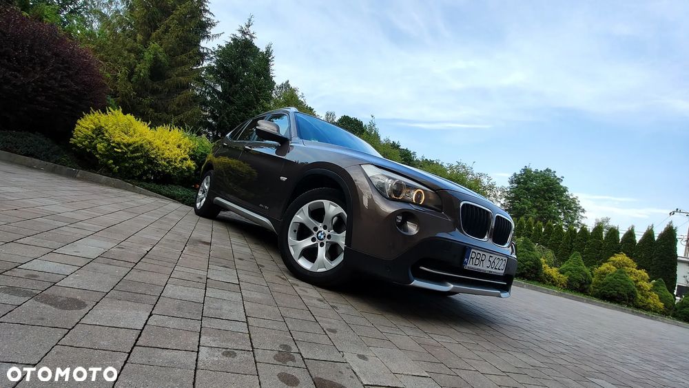 BMW X1 sDrive18d xLine - 12