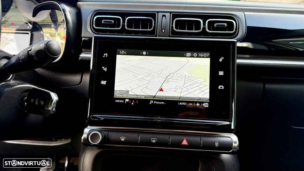 Citroën C3 1.2 PureTech Shine - 24