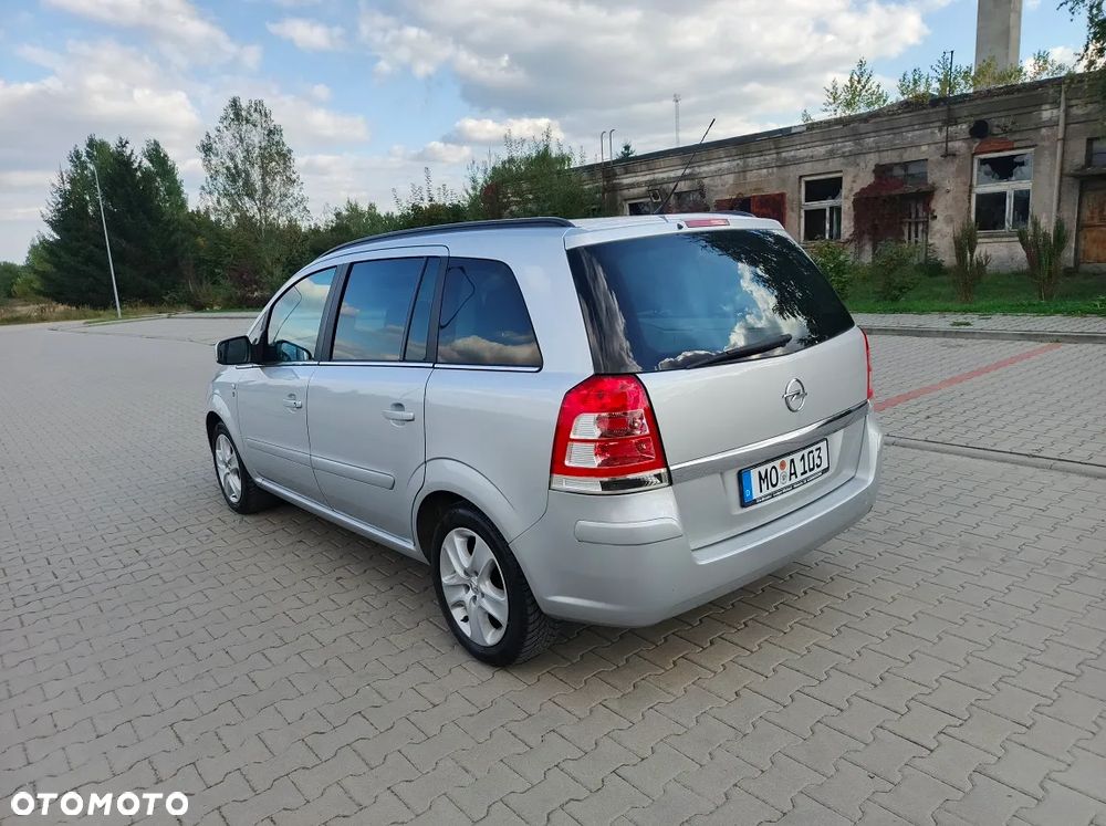 Opel Zafira 1.8 Edition 111 Jahre - 4