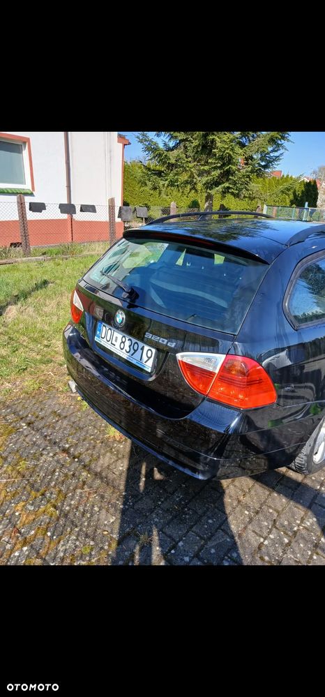 BMW Seria 3 320d - 4