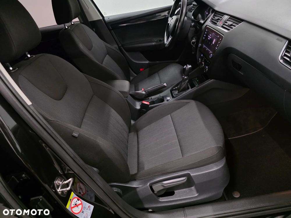 Skoda Octavia 2.0 TDI SCR 4x4 Style DSG - 16