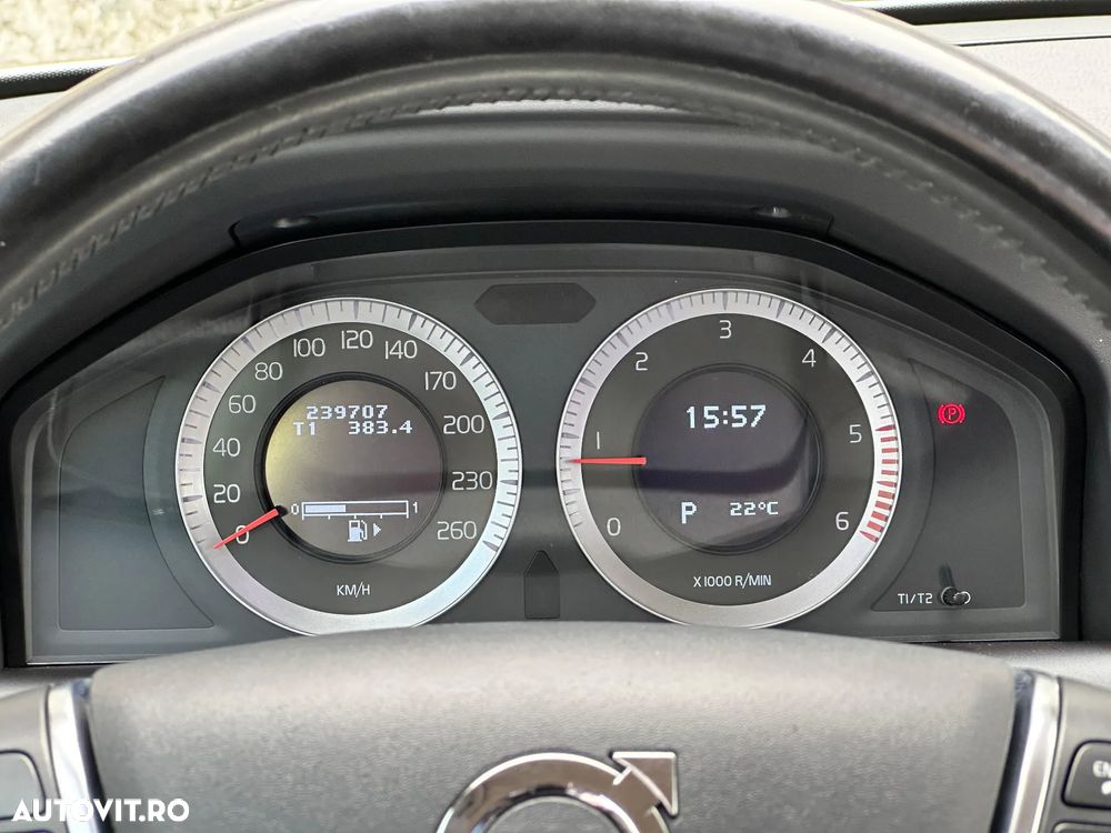 Volvo XC 60 D3 Aut. Momentum - 20