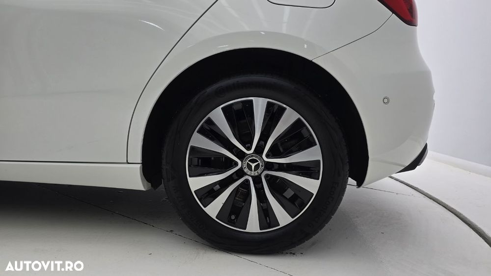 Mercedes-Benz A 250 - 23