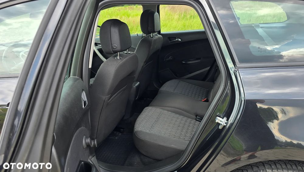 Opel Astra - 14