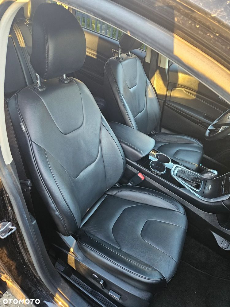 Ford Edge - 15